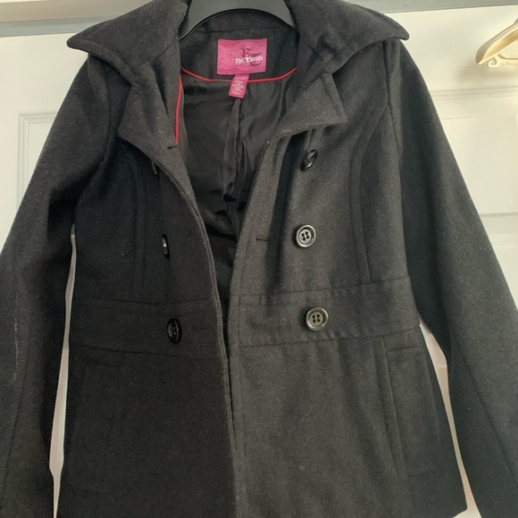 Like new Epic Threads size L winter coat with hood. - Picture 4 of 6